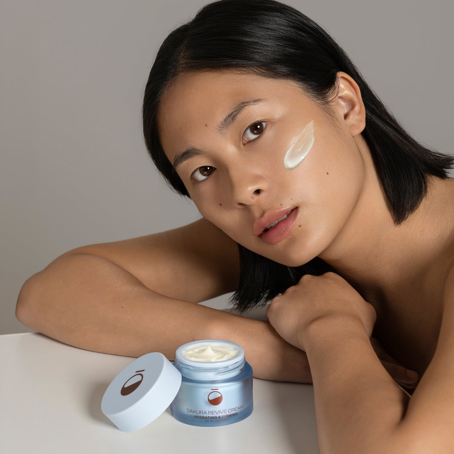 Sakura Revive Cream